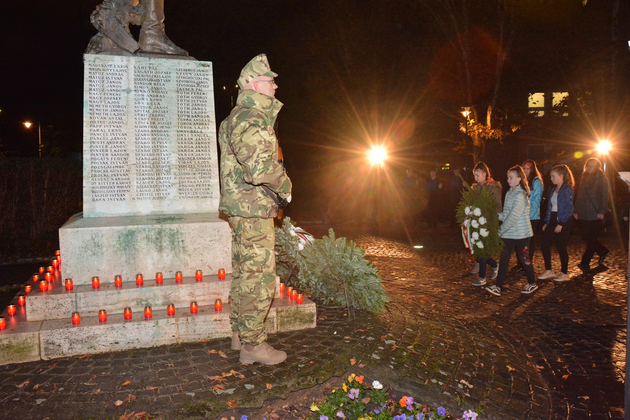 Halottak Napi megemlékezés Gödöllő Város Önkormányzata vh_01